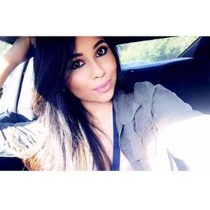 Meet your Posher, Denise